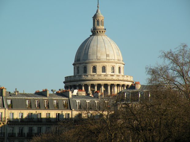  le Panthéon et les toits de Paris